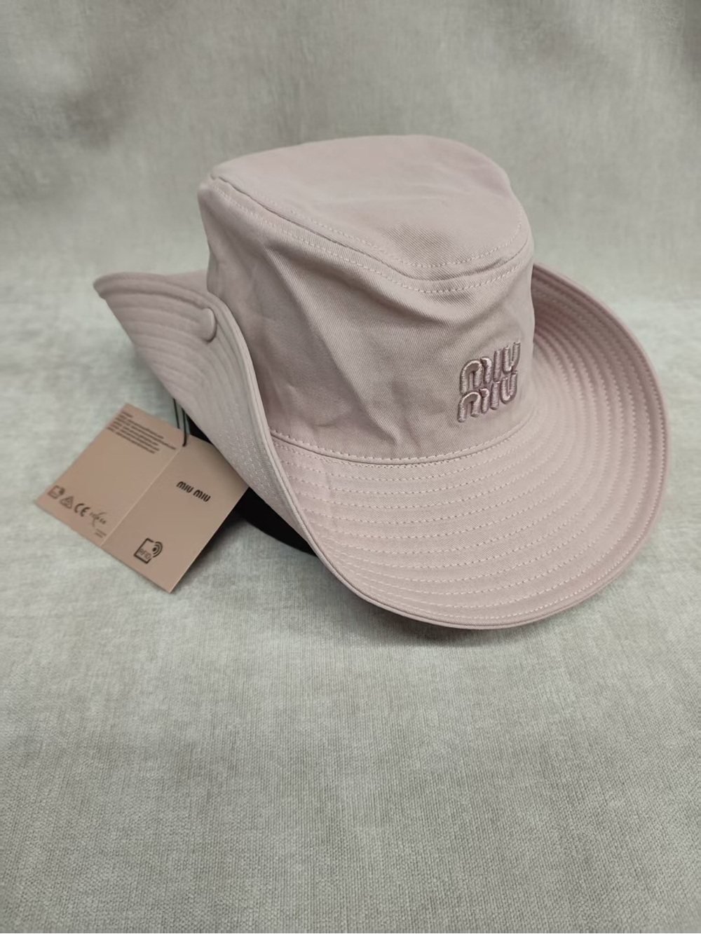 🌸 Miu Miu Light Pink Embroidered Logo Bucket Hat NWT